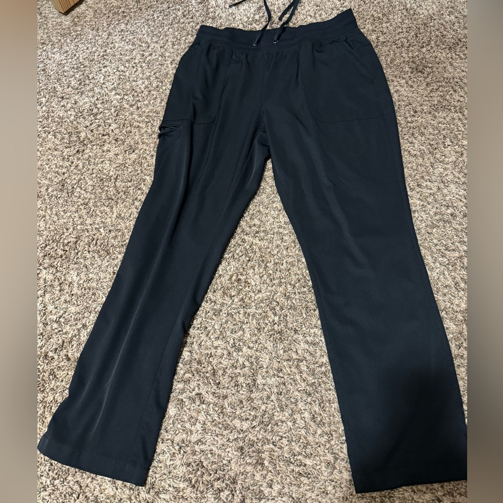 Black HH Works scrub pants